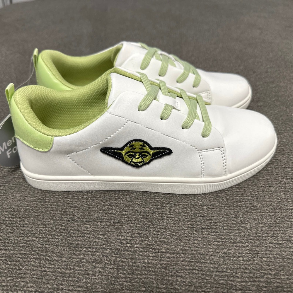 Gap Star Wars Baby Yoda Green Sneakers Size 5 Unisex Kids New